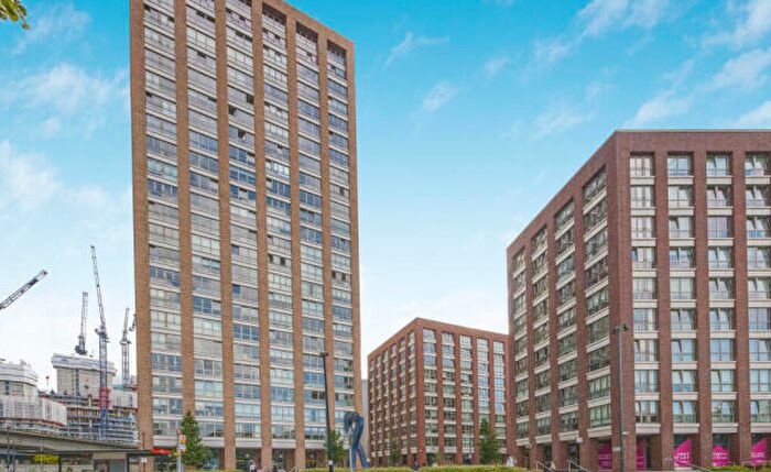 2 Bedroom Apartment To Rent In Royal Captain Court, Arniston Way, London, E14