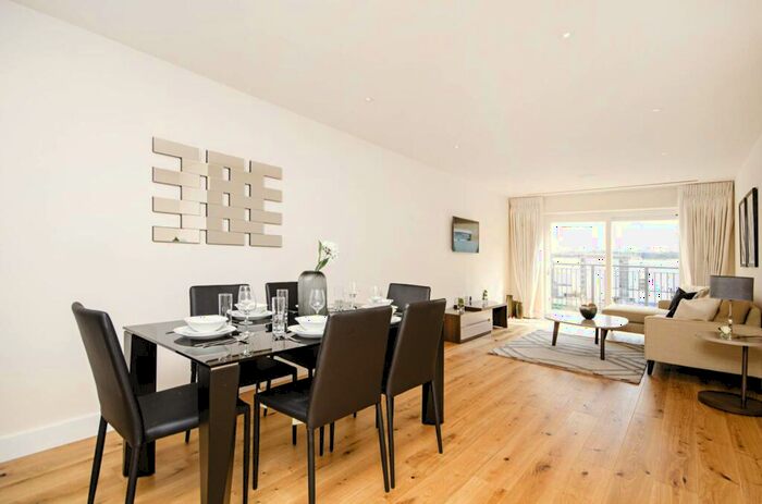 3 Bedroom Flat To Rent In Aerodrome Road, Colindale, London, NW9