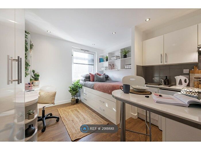 Studio To Rent In Hope Street, Liverpool, L1