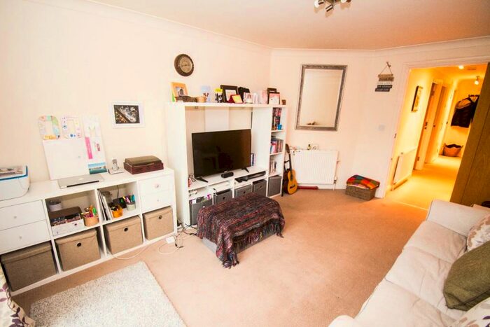 2 Bedroom Flat To Rent In Lawson Road, Poole, Dorset, BH12
