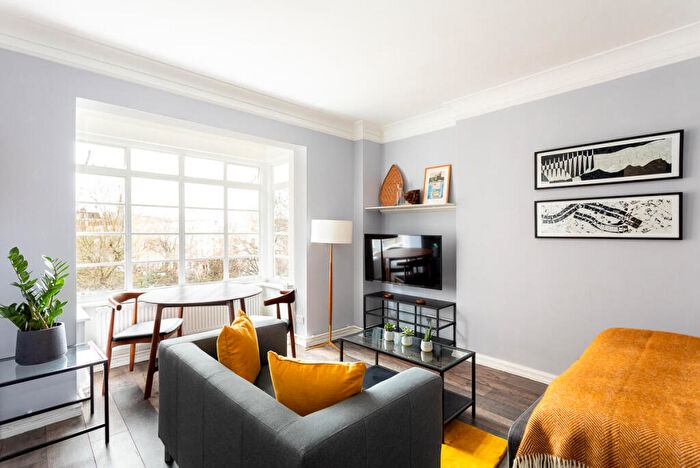Studio To Rent In Rossmore Court, Park Road, NW1