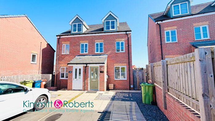 3 Bedroom Semi-Detached House For Sale In Woodham Drive, Sunderland, Tyne And Wear, SR2