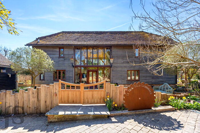 4 Bedroom Detached House For Sale In Castle Goring Way, Worthing, BN13