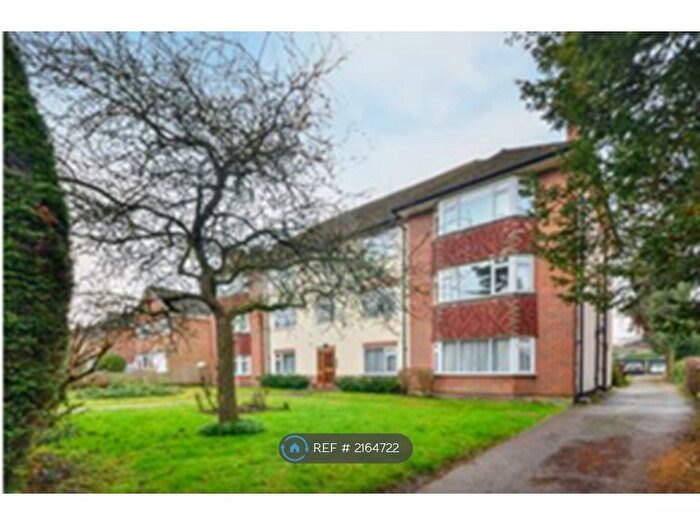 2 Bedroom Flat To Rent In Albemarle Road, Beckenham, BR3