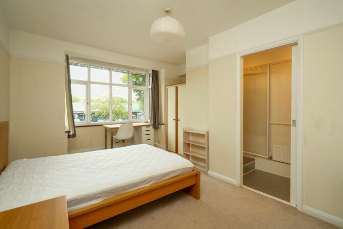 5 Bedroom Terraced House To Rent In Botley Road, Botley, OX2