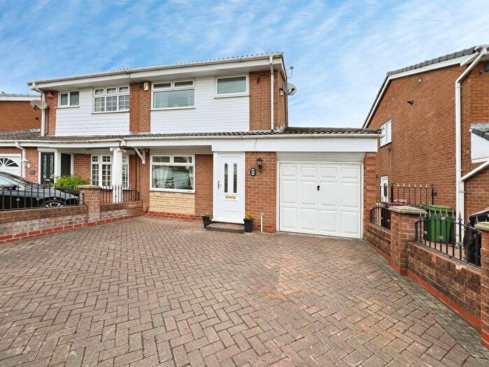 3 Bedroom Semi-Detached House For Sale In Hereford Crescent, Bolton, BL3