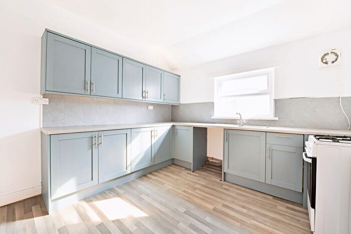 2 Bedroom Flat To Rent In Church Road, Newport, NP19