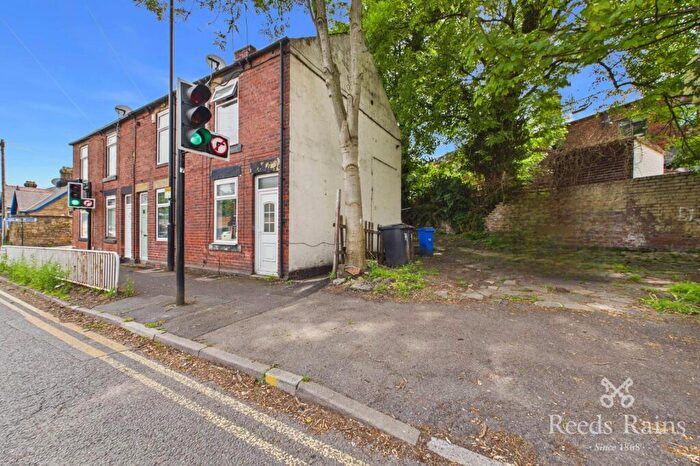 2 Bedroom End Of Terrace House To Rent In Catch Bar Lane, Sheffield, S6