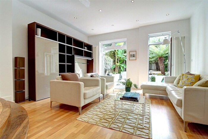 4 Bedroom House To Rent In Hertford Road, De Beauvoir, London, N1