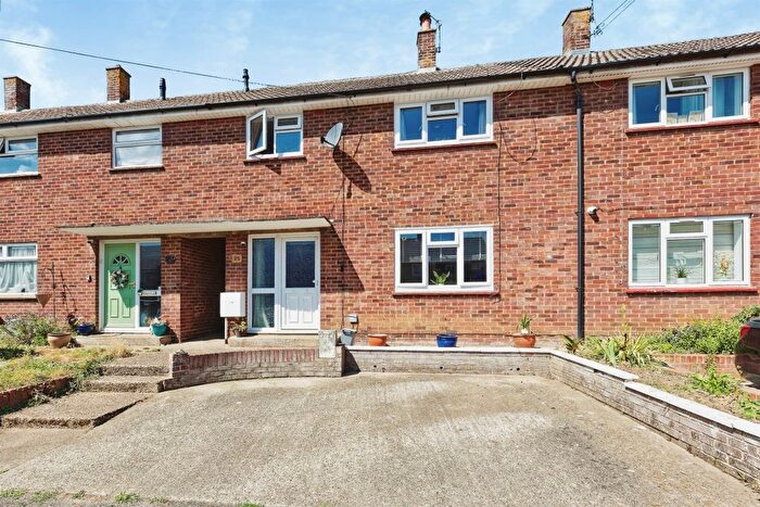 3 Bedroom Terraced House For Sale In Shipman Avenue, Canterbury, CT2