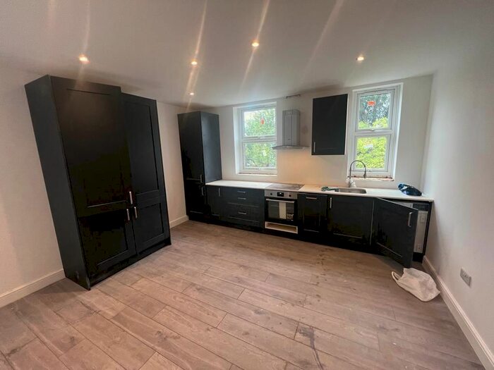 3 Bedroom Studio To Rent In St Floor, Woodside Park Road, London, N12