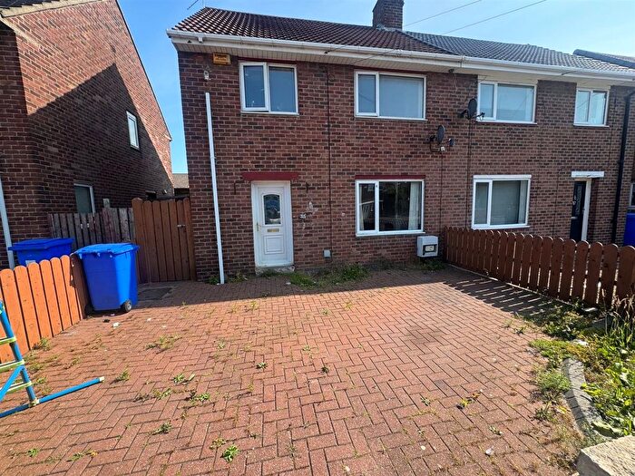 3 Bedroom Property For Sale In Dene View Drive, Blyth, NE24