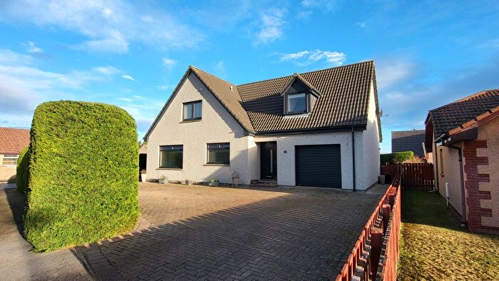 5 Bedroom Detached House For Sale In River Park, Nairn, IV12