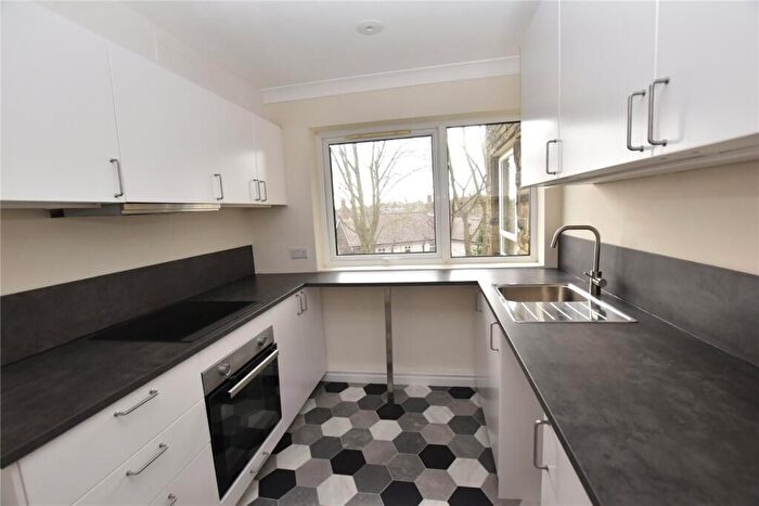 2 Bedroom Flat To Rent In Southwark Bridge Road, London, SE1