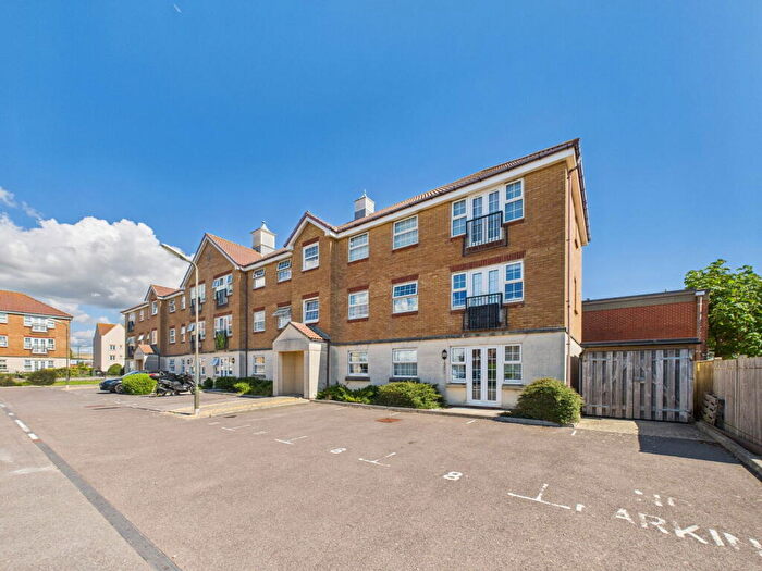 2 Bedroom Flat For Sale In Hancock Way, Shoreham By Sea, BN43