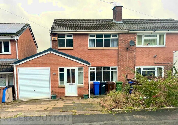 3 Bedroom Semi-Detached House To Rent In Forester Drive, Stalybridge, Greater Manchester, SK15