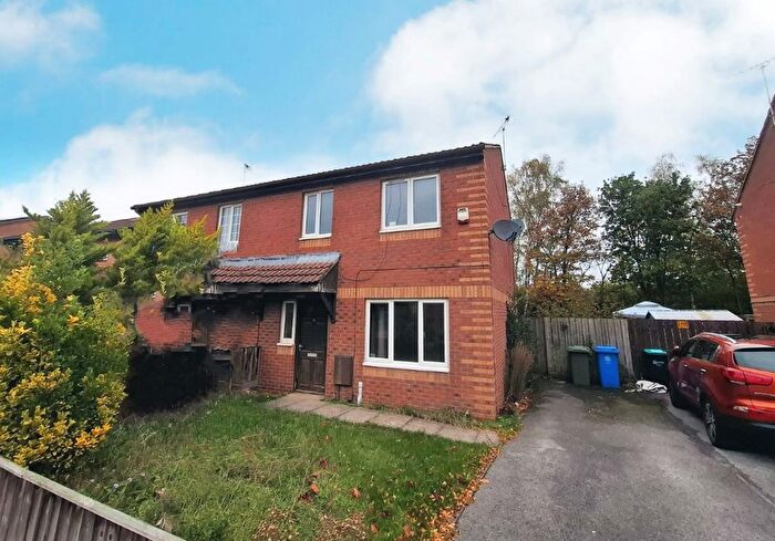 3 Bedroom Semi-Detached House For Sale In Teal Avenue, Mansfield, Nottinghamshire, NG18