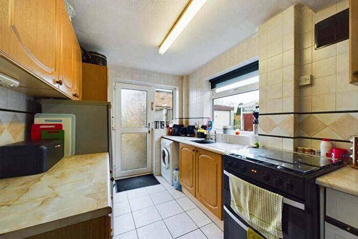 3 Bedroom Semi-Detached House For Sale In Winsford Crescent, Hillcroft Park, Stafford, ST17