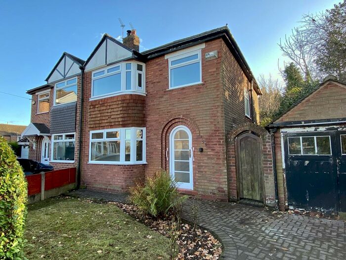 3 Bedroom Semi-Detached House To Rent In Sunningdale Avenue, Sale, M33