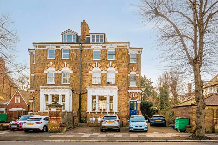 Studio For Sale In Waldegrave Park, Twickenham, TW1