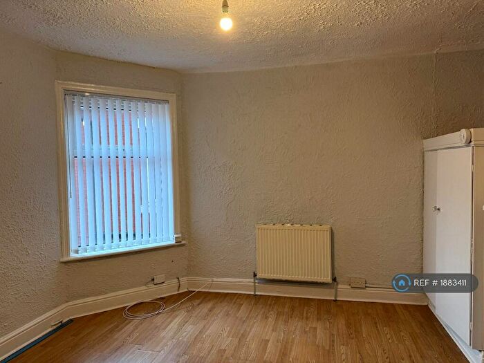 2 Bedroom Flat To Rent In Park Road, Blackpool, FY1