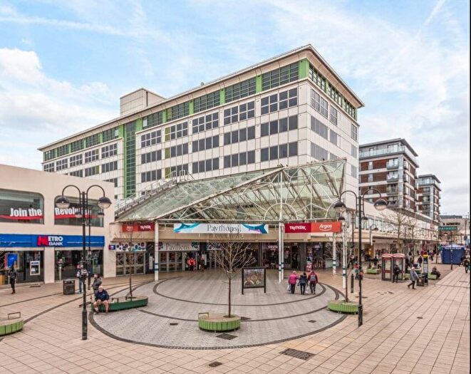 Studio To Rent In Mercantile House M, Uxbridge, Middlesex, UB8