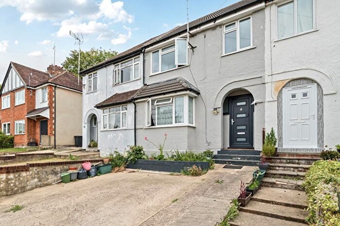 4 Bedroom Terraced House For Sale In High Wycombe, Buckinghamshire, HP13