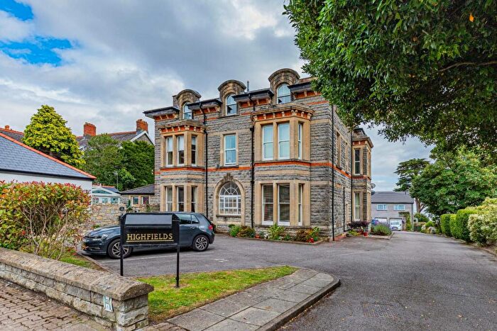 3 Bedroom Apartment For Sale In Bradford Place, Penarth, CF64