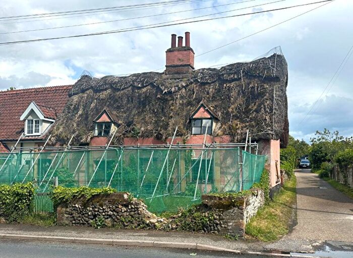 2 Bedroom Cottage For Sale In Pear Tree Cottage, Garboldisham Road, East Harling, Norwich, Norfolk, NR16