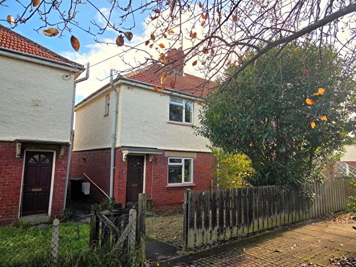 2 Bedroom Semi-Detached House For Sale In North End, Calne, SN11