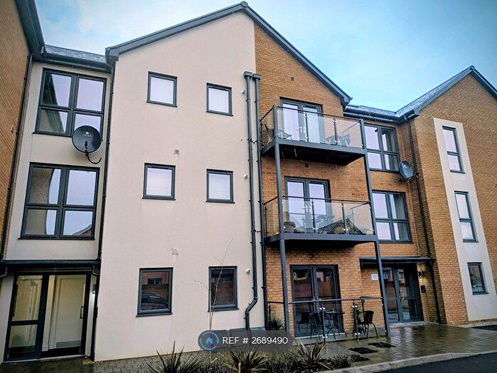 1 Bedroom Flat To Rent In Aspen Drive, Bristol, BS10
