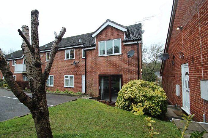 2 Bedroom Maisonette To Rent In Carrington Road, High Wycombe, HP12