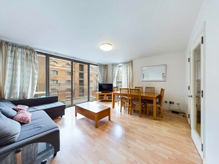 2 Bedroom Flat To Rent In Horizon Building, Hertsmere Road, E14