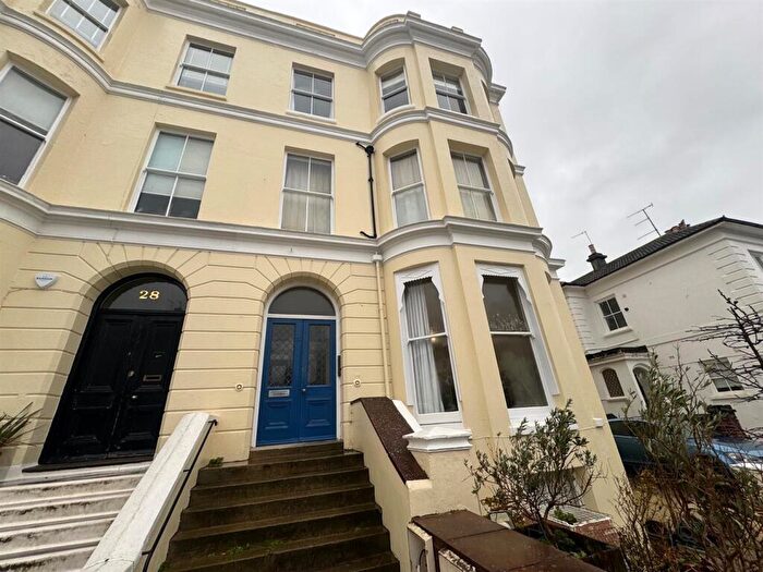 1 Bedroom Flat To Rent In Medina Villas, Hove, BN3