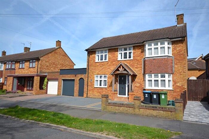 4 Bedroom House To Rent In Ellingham Road, Hemel Hempstead, HP2