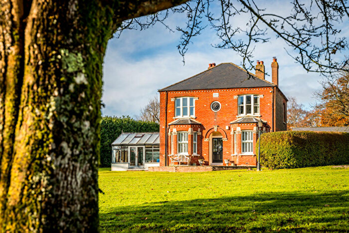 5 Bedroom House For Sale In Cinder Hill Lane, Horsted Keynes, RH17