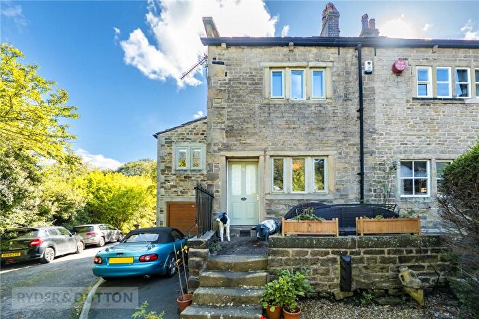 3 Bedroom Semi-Detached House For Sale In Lower Fold, Honley, Holmfirth, West Yorkshire, HD9