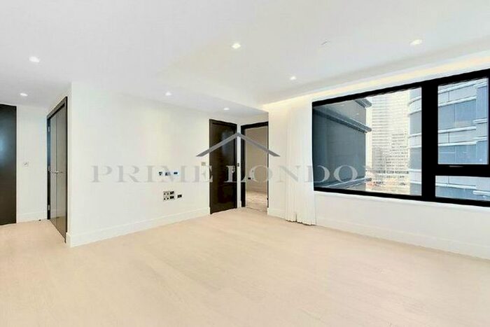 1 Bedroom Flat To Rent In The Corniche, Albert Embankment, London, SE1