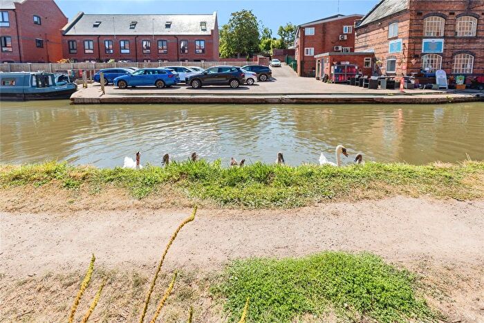 3 Bedroom Terraced House For Sale In Jones Road, Warwick, Warwickshire, CV34