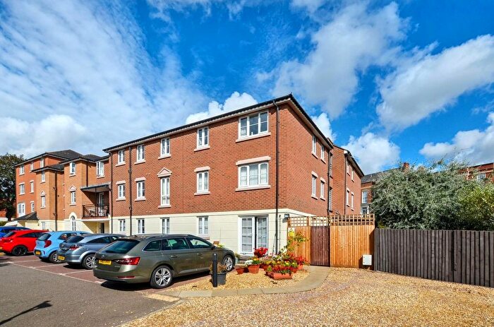 2 Bedroom Flat For Sale In Albion Place, Northampton, NN1