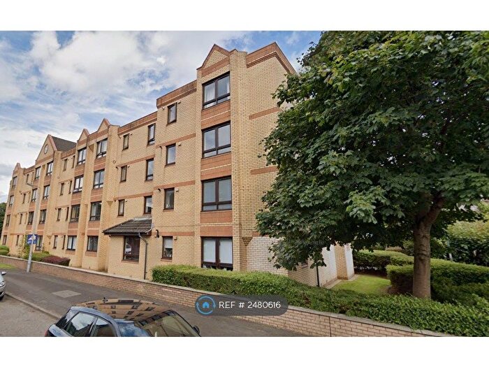 2 Bedroom Flat To Rent In Middlesex Gardens, Glasgow, G41