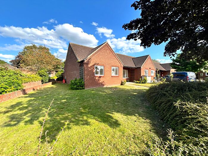 2 Bedroom Bungalow To Rent In Broadland Close, Reedham, NR13