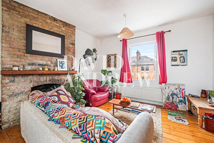 2 Bedroom Flat To Rent In Shaftesbury Road, London, N19