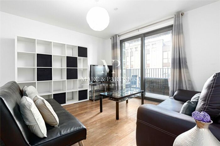 2 Bedroom Apartment To Rent In Kingfisher Heights, Bramwell Way, London, E16