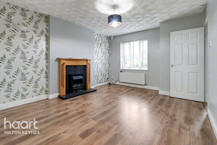 4 Bedroom Terraced House For Sale In Brill Place, Bradwell Common, MK13