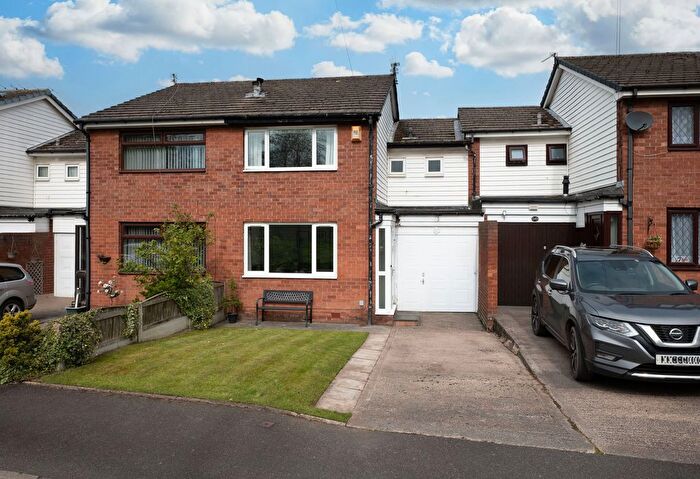 3 Bedroom Terraced House For Sale In Maple Close, Heaviley, Stockport, SK2