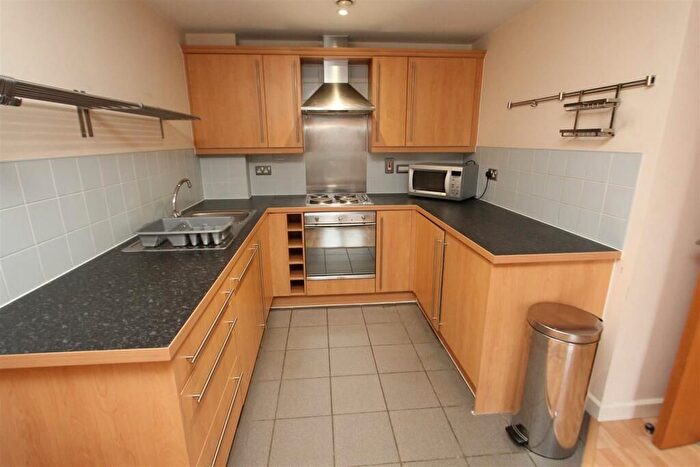 1 Bedroom Flat To Rent In Stanley Road, Mitcham, CR4