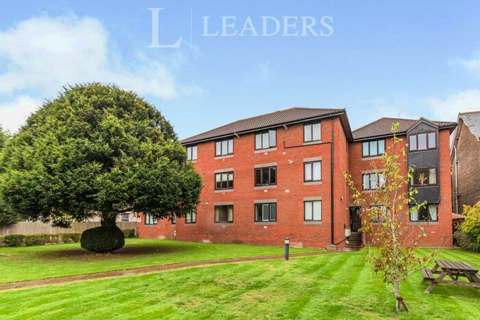 2 Bedroom Apartment To Rent In Hook Road, Surbiton, KT6