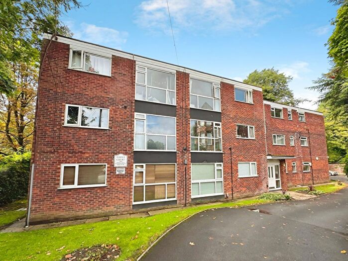 1 Bedroom Flat For Sale In Hague Road, West Didsbury, Manchester, M20