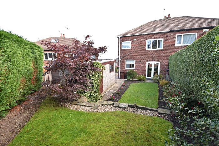 3 Bedroom Semi-Detached House For Sale In Woodland Rise, Leeds, West Yorkshire, LS15